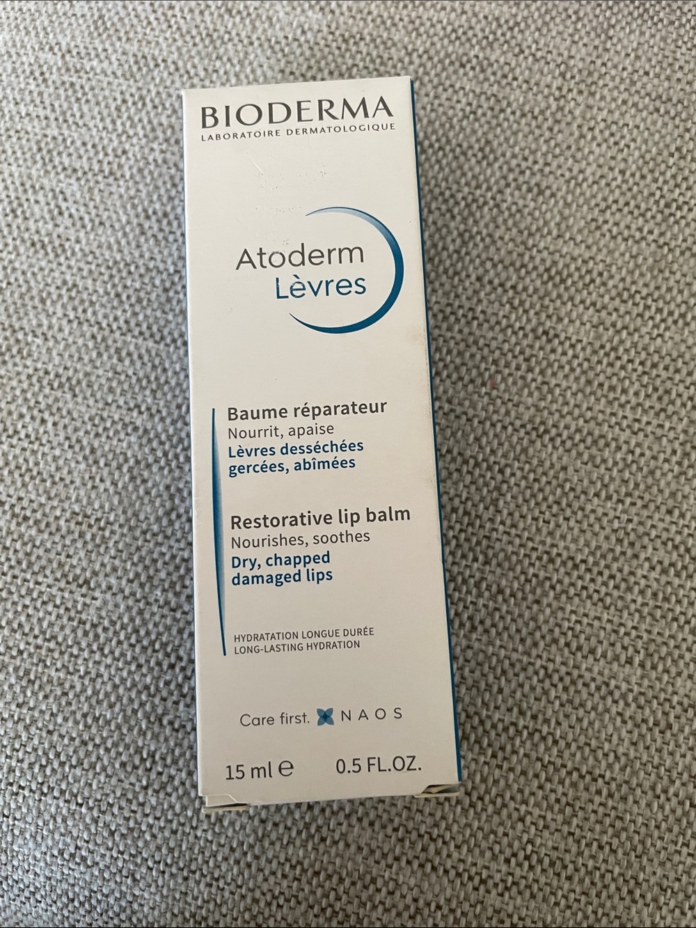 Bioderma Atoderm Lèvres Restorative Lip Balm — White & Blue